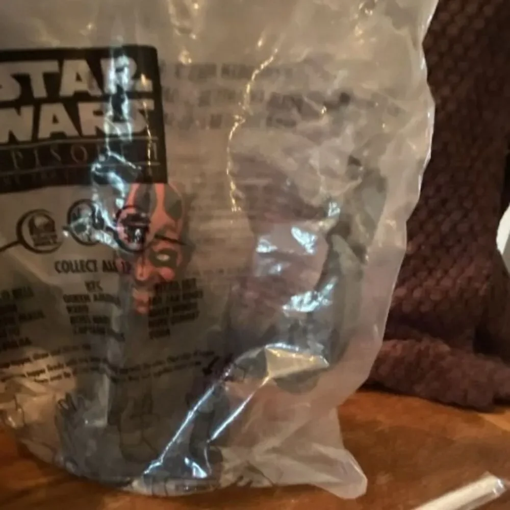Star Wars Episode I Taco Bell Promo Lot: Cup w/ Toy Bag & Tokens (1999)